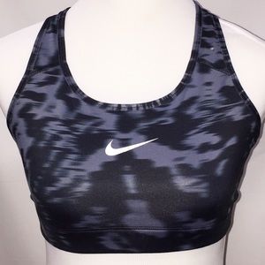 *Spring Cleaning Sale!!* Lg Nike DriFit Sports Bra